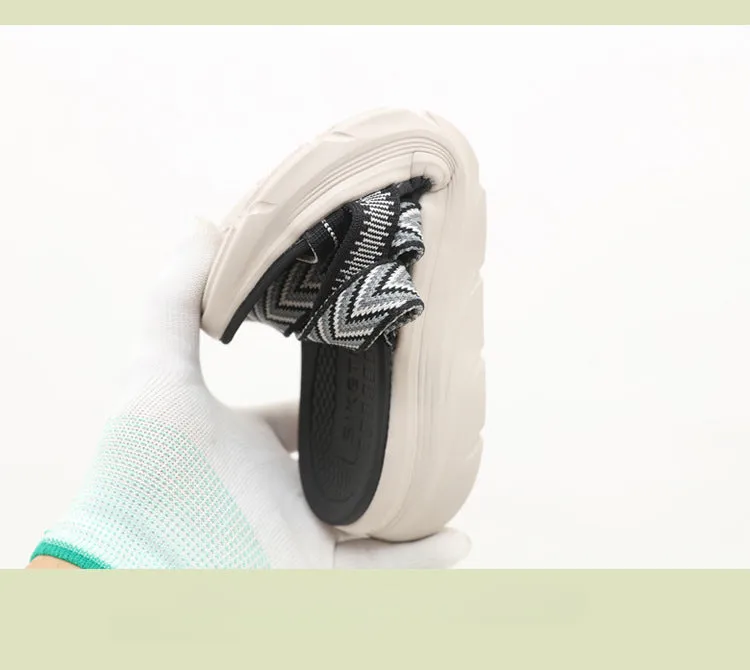 2024 Summer New Sandals Women's Light Sports Style Comfortable Rubber Band Large Thick Sole Slippers