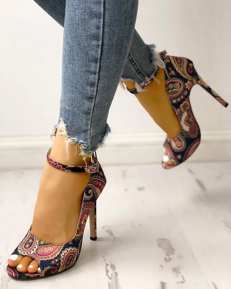 Amanda Heel