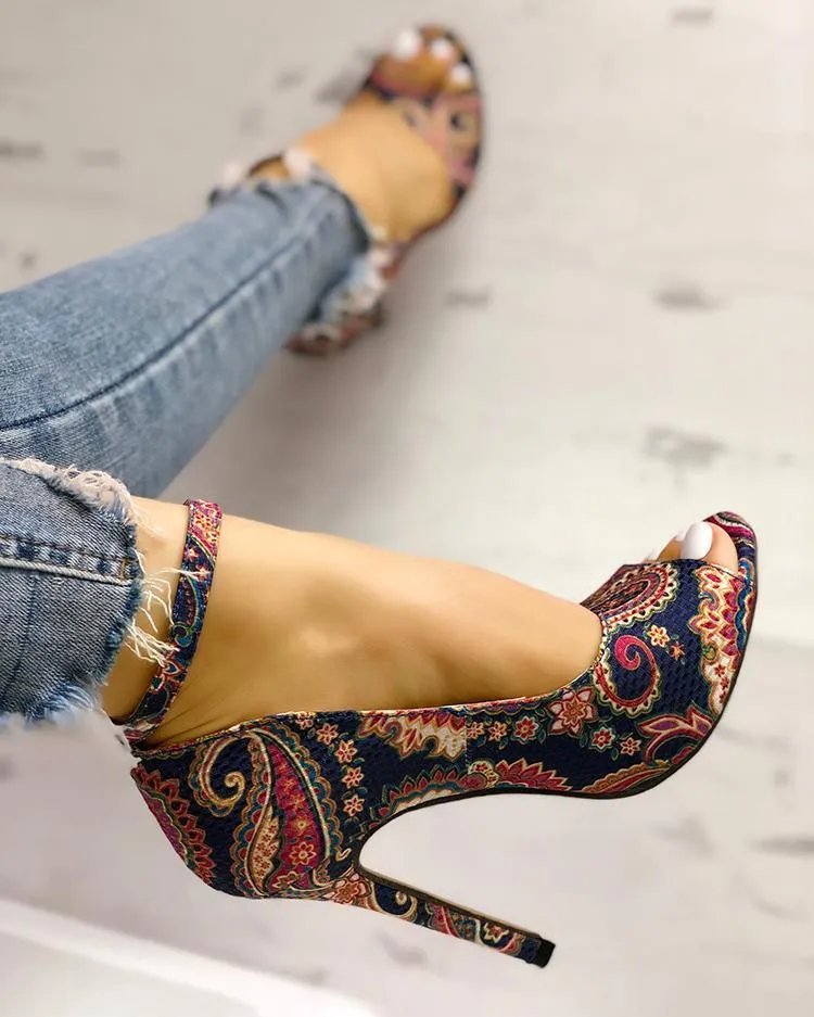 Amanda Heel