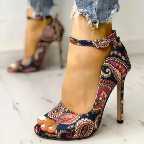 Amanda Heel