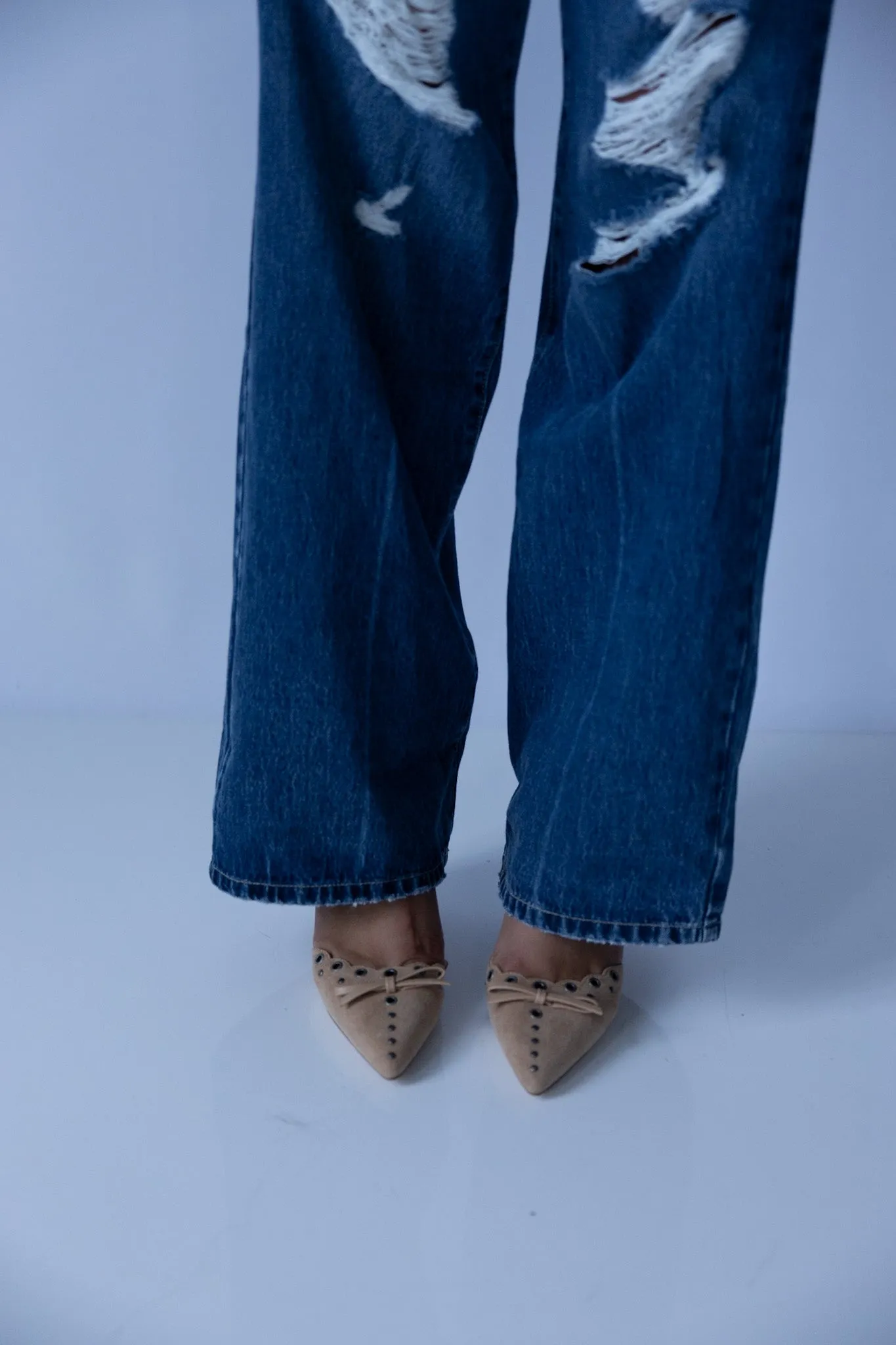 Bow Pointed Mules