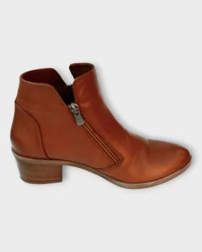 Everly Women's Olivia Boots- Brown