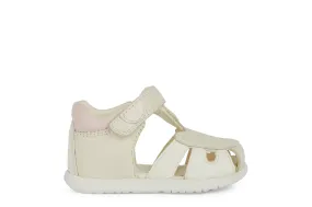 Geox Macchia Girls Light Ivory Kitten Closed Toe Sandal