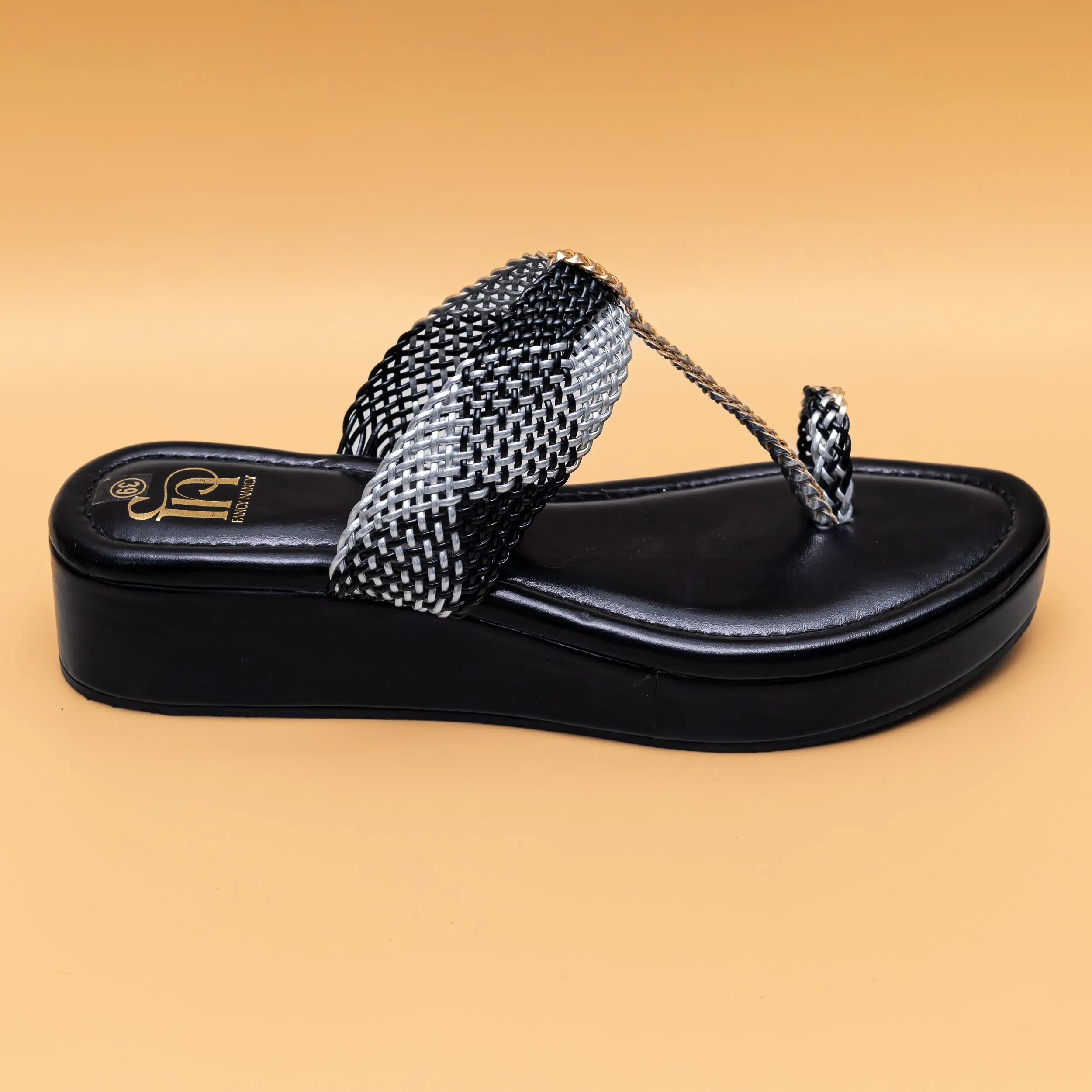 Mesh Kolhapuri Platform - Black