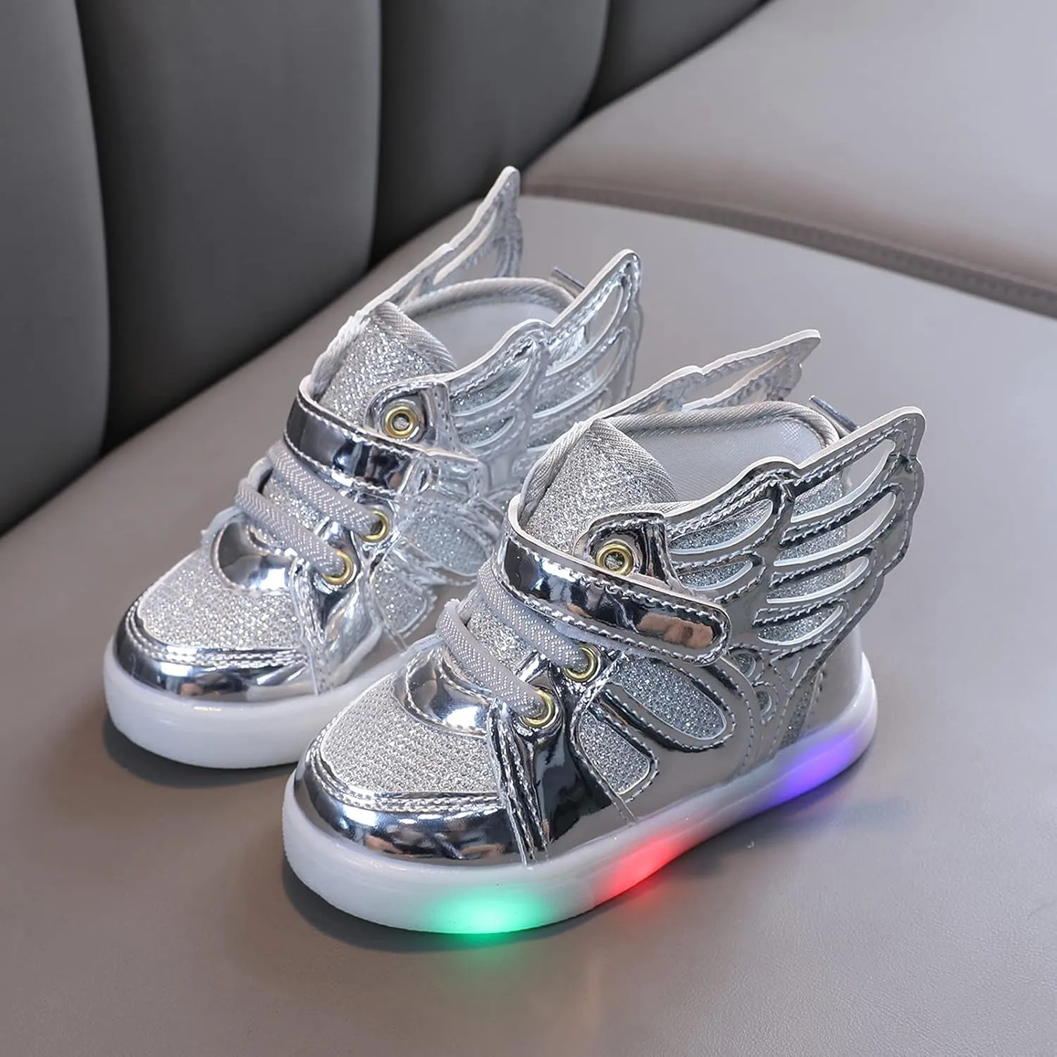 Toddler Girls Light Up Sequins Running Shoes Slip On Flashing Casual Shoes Girls High Top Sneakers Boys School Shoes