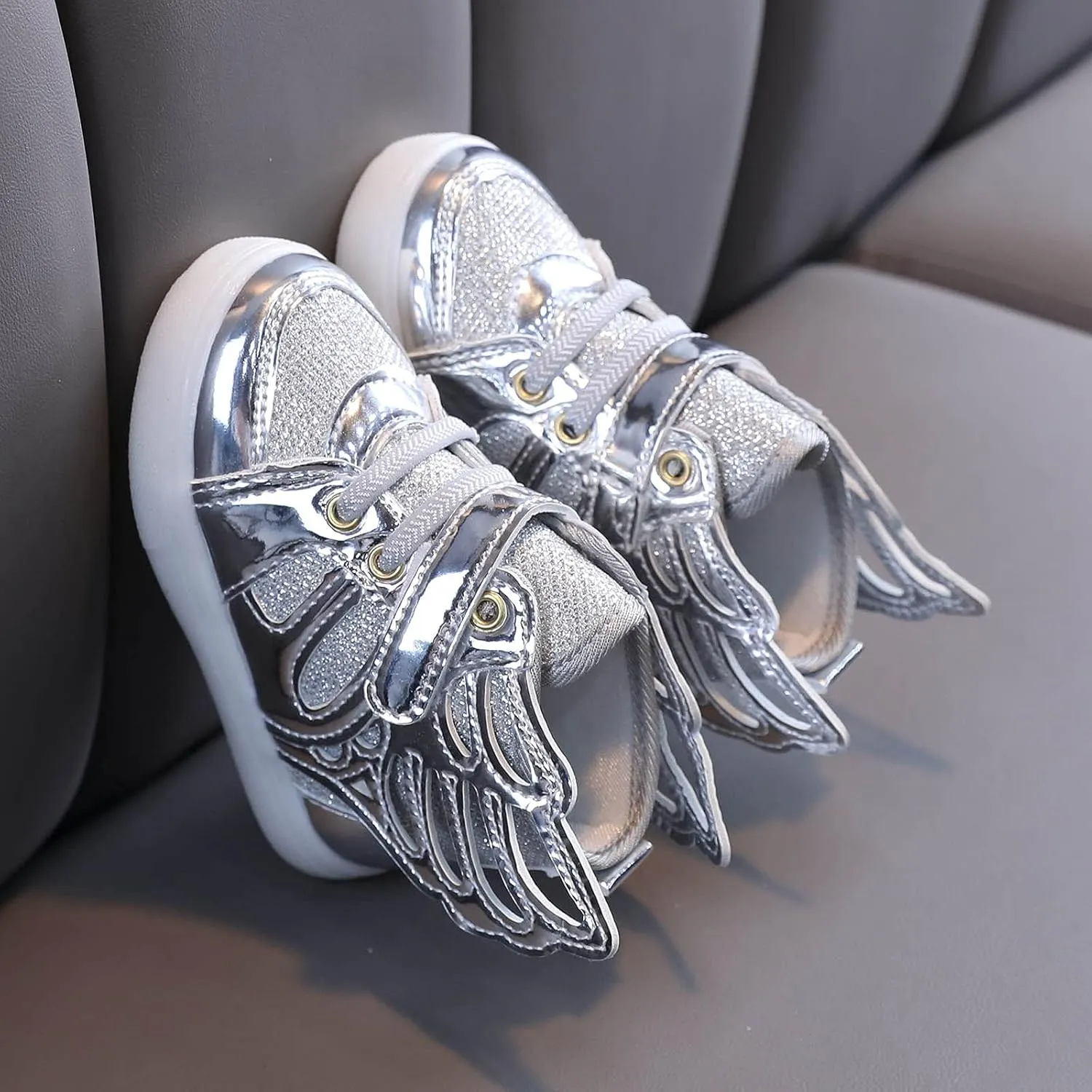 Toddler Girls Light Up Sequins Running Shoes Slip On Flashing Casual Shoes Girls High Top Sneakers Boys School Shoes