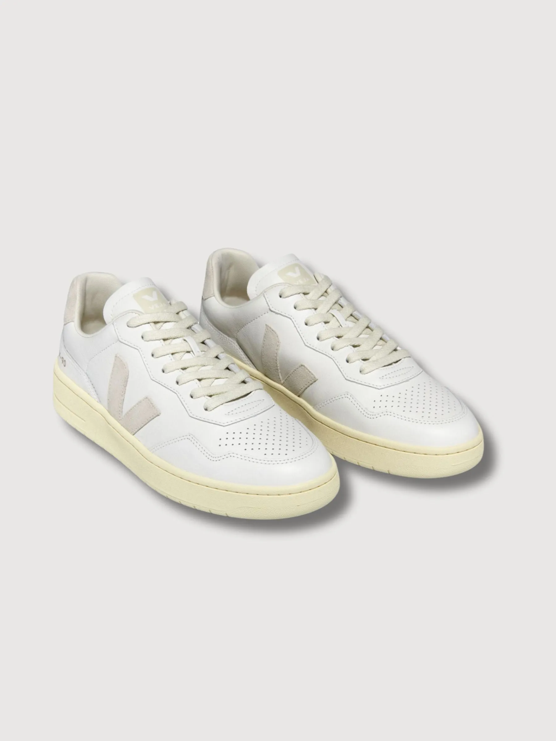 V-90 White Natural Woman Sneakers | Veja
