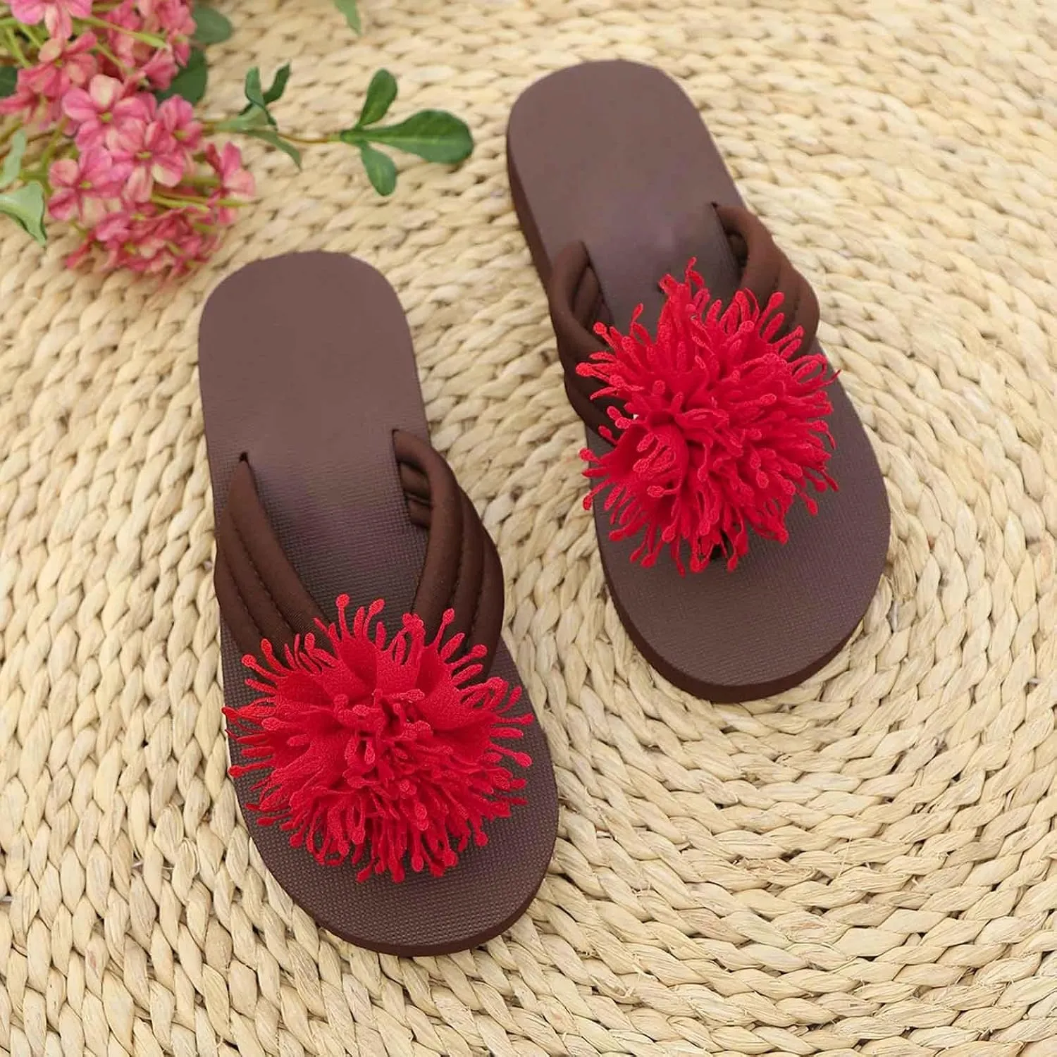 Women's Boho Flip Flops Open Toe Slip On Flat Sandals Casual Beach Vacation Slippers Comfortable Summer Footwear